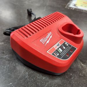 Milwaukee Tools Charger M12 48-59-2401